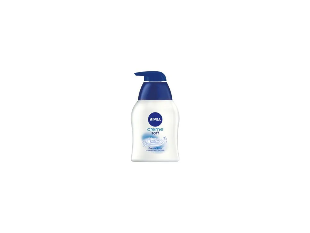 Oblíbený Nivea Creme Soft krémové tekuté mýdlo s dávkovačem, 250 ml