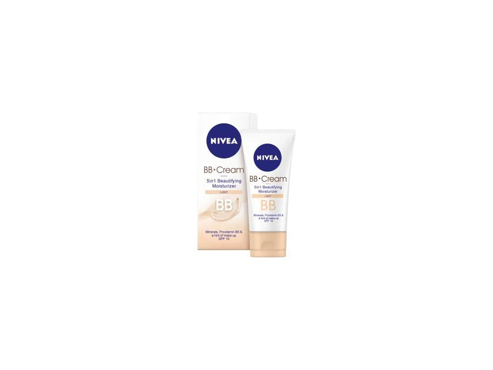 Nivea Essentials OF 20 denní BB krém světlý odstín, 50 ml Omezená Nabídka