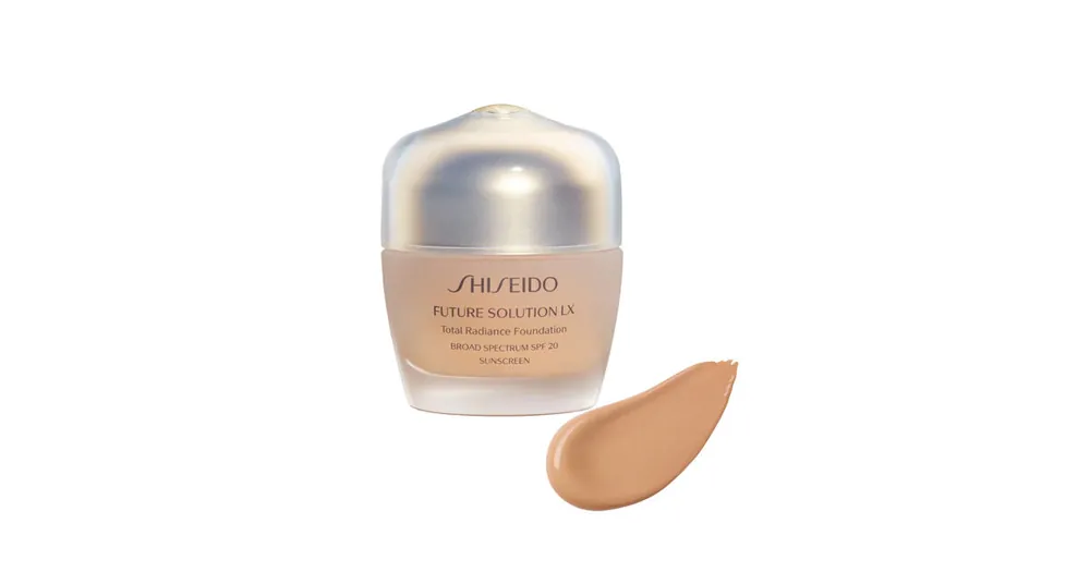 Novinka Shiseido Future Soultion LX Total Radiance Foundation SPF 15 30 ml