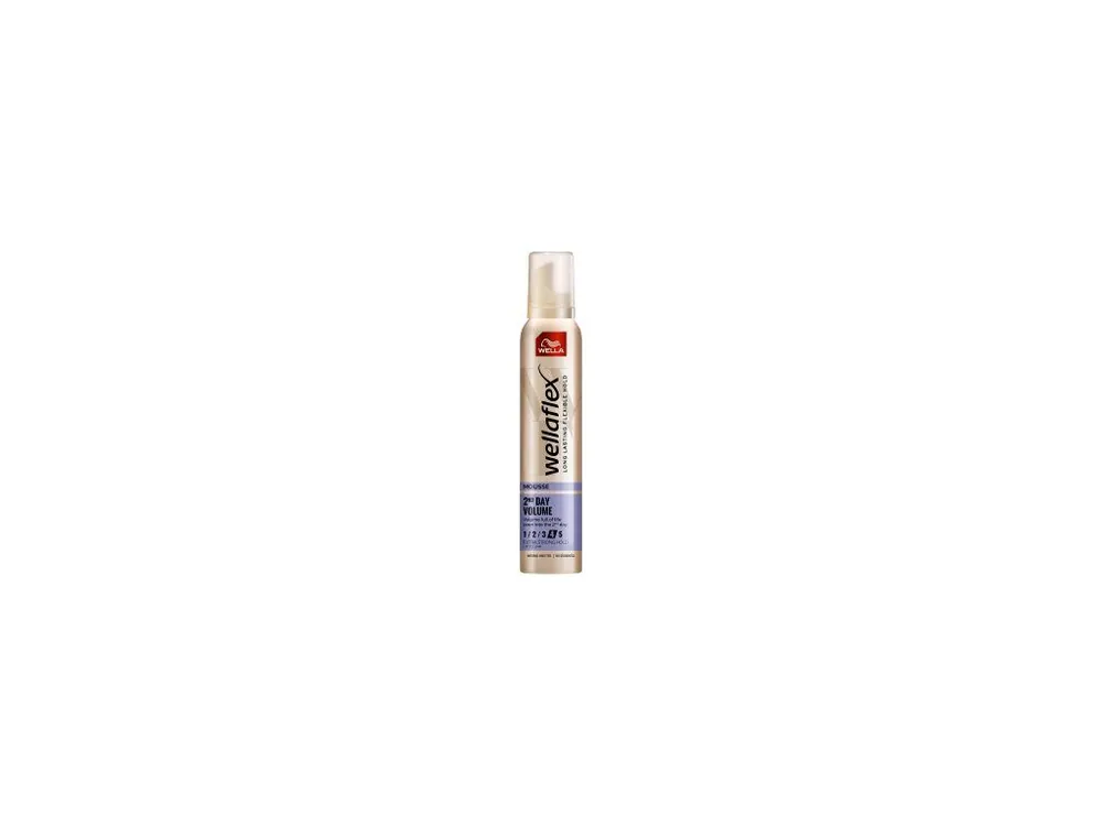 Výprodej Wellaflex tužidlo na vlasy Volume Extra strong (4), 200 ml