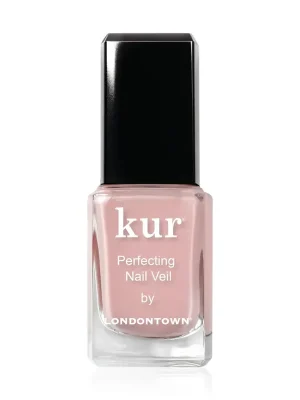 Oblíbený LONDONTOWN kur Nail Veil No.4 zpevňující tónovaná péče na nehty Pudrová růže 12 ml