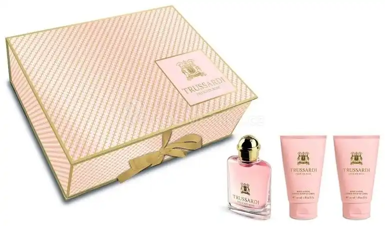 Cenově Výhodný Trussardi Delicate Rose - EDP 30 ml + Tělové mléko 2x30 ml Dárková sada