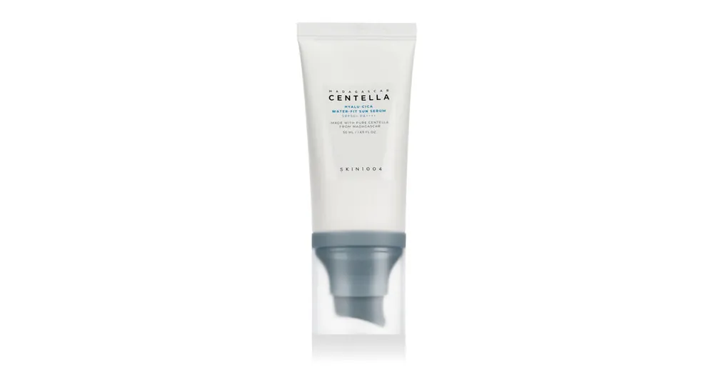 SKIN1004 Madagascar Centella Hyalu-Cica Water-Fit Sun Serum SPF 50+ PA++++ 50 ml Časově Omezené